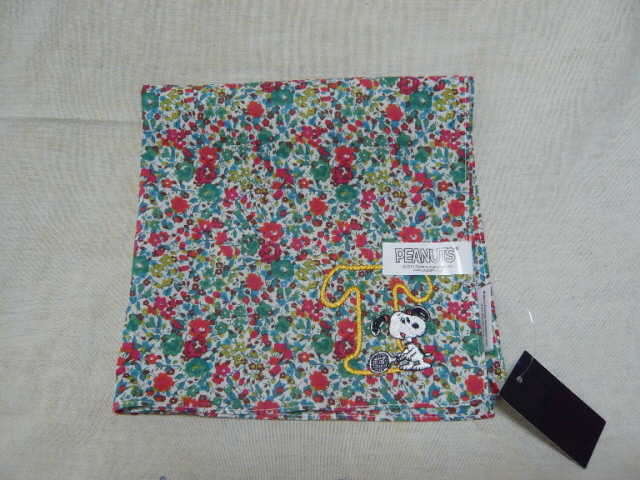 タグ付定価 1 080インターモード川辺 リバティlibertyお花柄 スヌーピー イニシャル刺繍tタナローン ハンカチーフ 女性用 売買されたオークション情報 Yahooの商品情報をアーカイブ公開 オークファン Aucfan Com