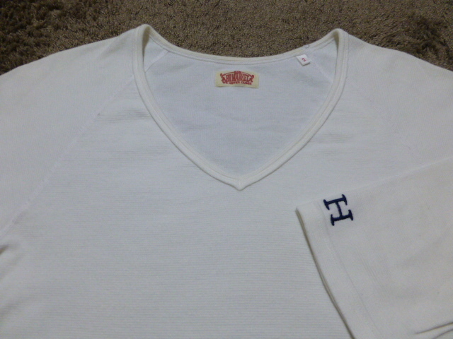 Hr ハリウッドランチマーケット Hマーク七分袖v首カットソー白２ トップス 売買されたオークション情報 Yahooの商品情報をアーカイブ公開 オークファン Aucfan Com