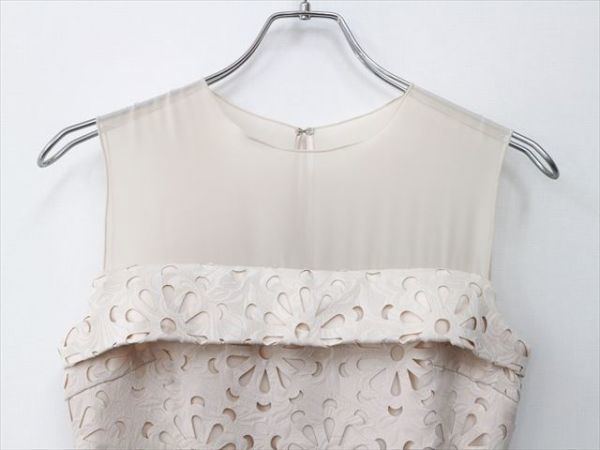 Se3 655 Gw期間中4 29 5 6日は休業 ランクa Mercuryduo マーキュリーデュオ ドレス調 お呼ばれなど 型抜き花ワンピース F ワンピース 売買されたオークション情報 Yahooの商品情報をアーカイブ公開 オークファン Aucfan Com