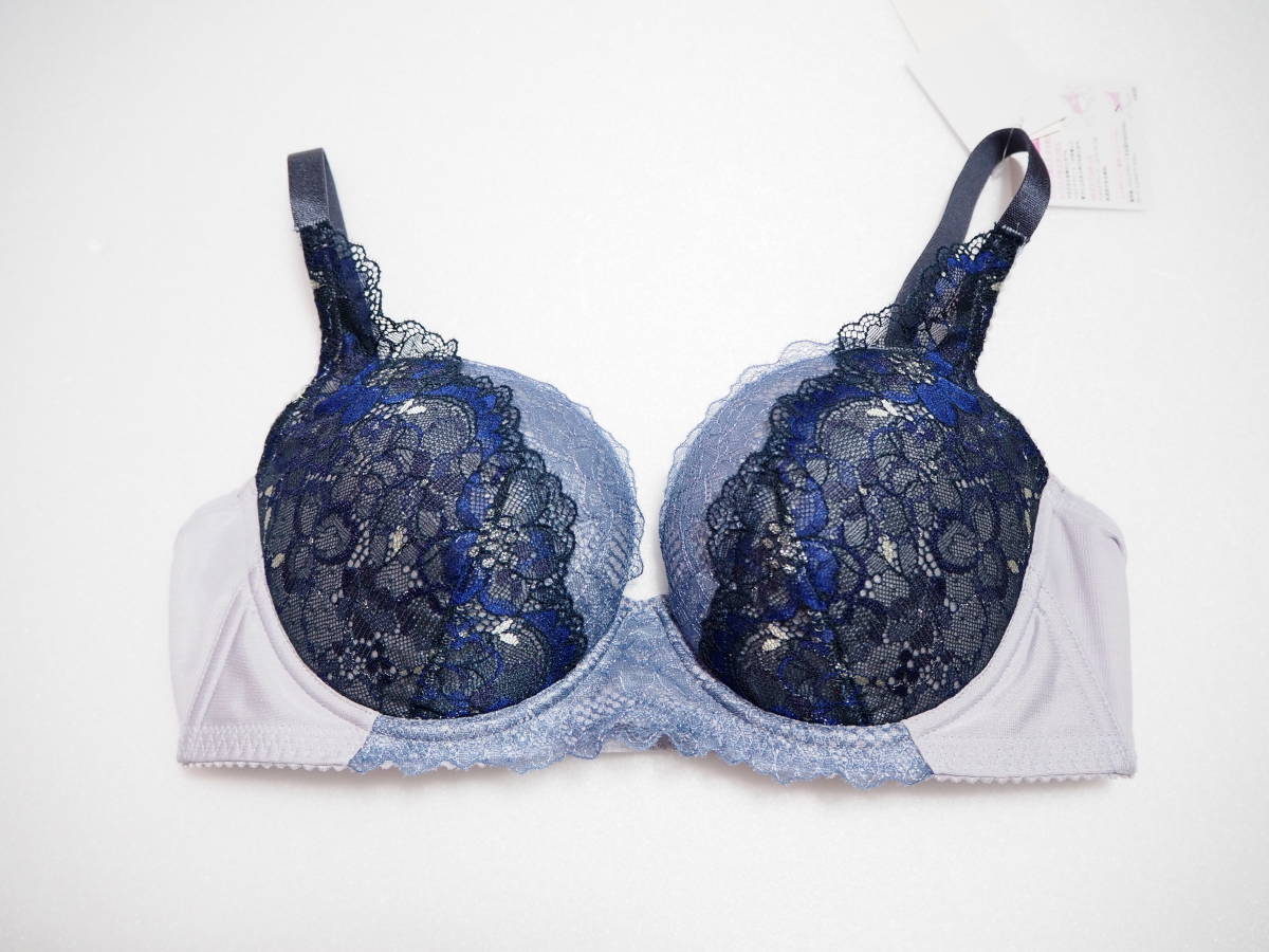 ワコール春夏 D75 重力に負けないバストケアブラ Gb Brb404 75 売買されたオークション情報 Yahooの商品情報をアーカイブ公開 オークファン Aucfan Com