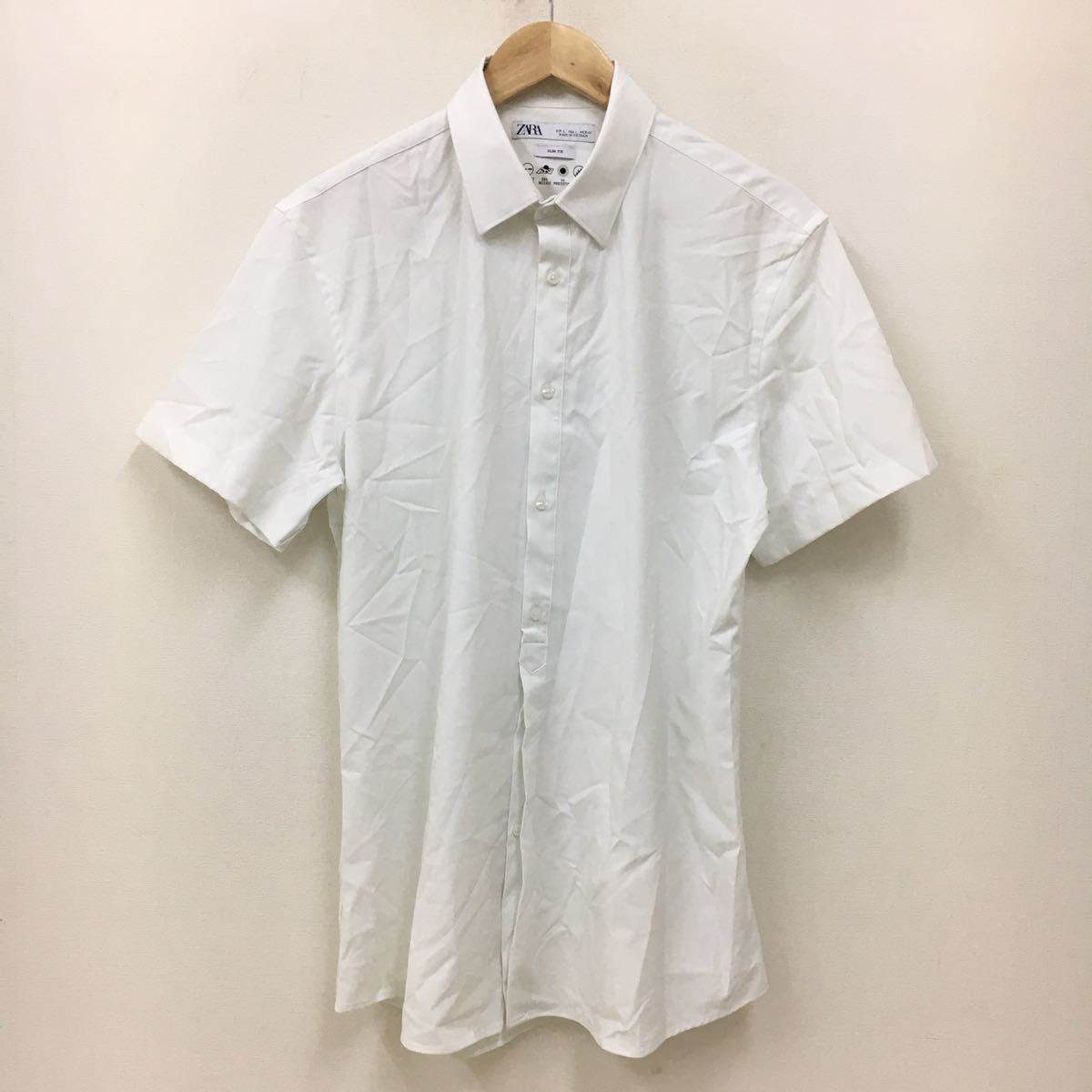Y109 Zara 19年モデル ザラ 半袖 シャツ ボタンダウンシャツ L メンズ トップス 白 ホワイト Lサイズ 売買されたオークション情報 Yahooの商品情報をアーカイブ公開 オークファン Aucfan Com