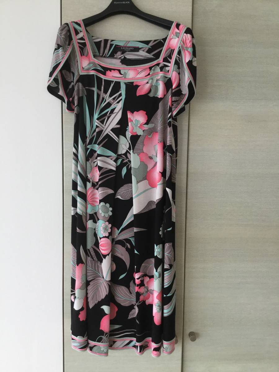 レオナール ワンピース M 日本橋高島屋 半袖 女性用 売買されたオークション情報 Yahooの商品情報をアーカイブ公開 オークファン Aucfan Com