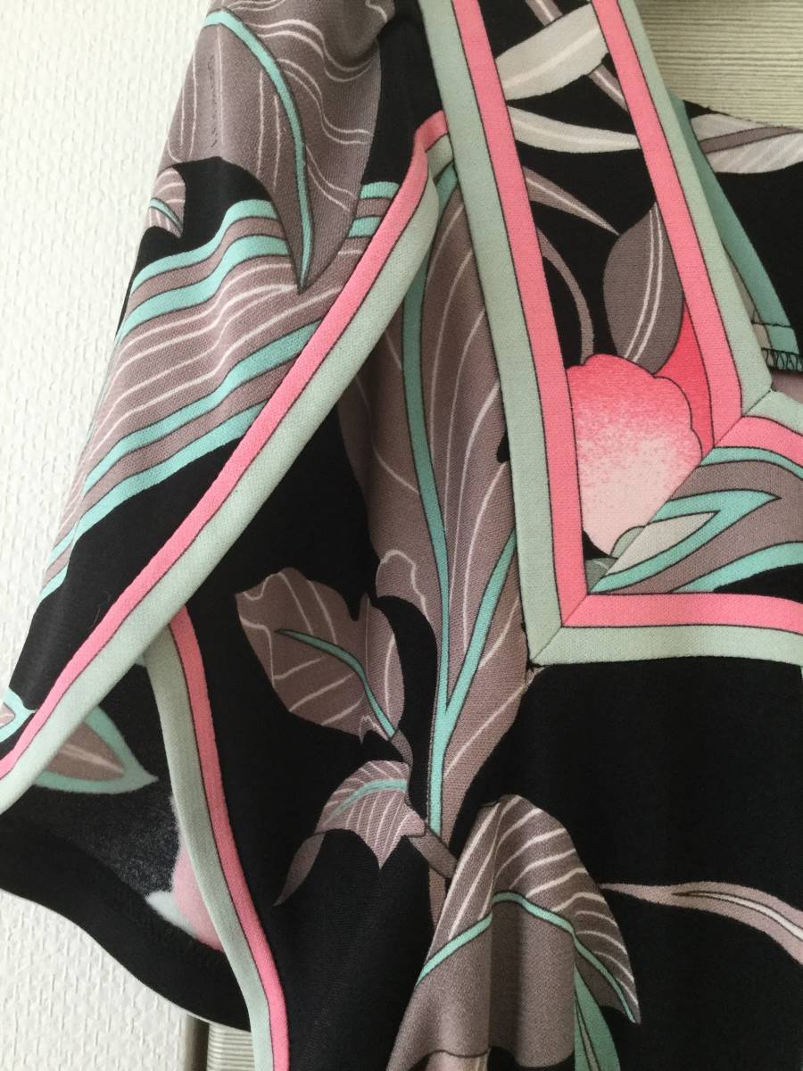 レオナール ワンピース M 日本橋高島屋 半袖 女性用 売買されたオークション情報 Yahooの商品情報をアーカイブ公開 オークファン Aucfan Com