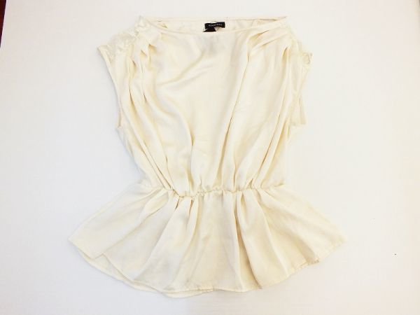 N987h 131 Egoist エゴイスト 肩レーストップス Fサイズ タグ付き ノースリーブシャツ 売買されたオークション情報 Yahooの商品情報をアーカイブ公開 オークファン Aucfan Com