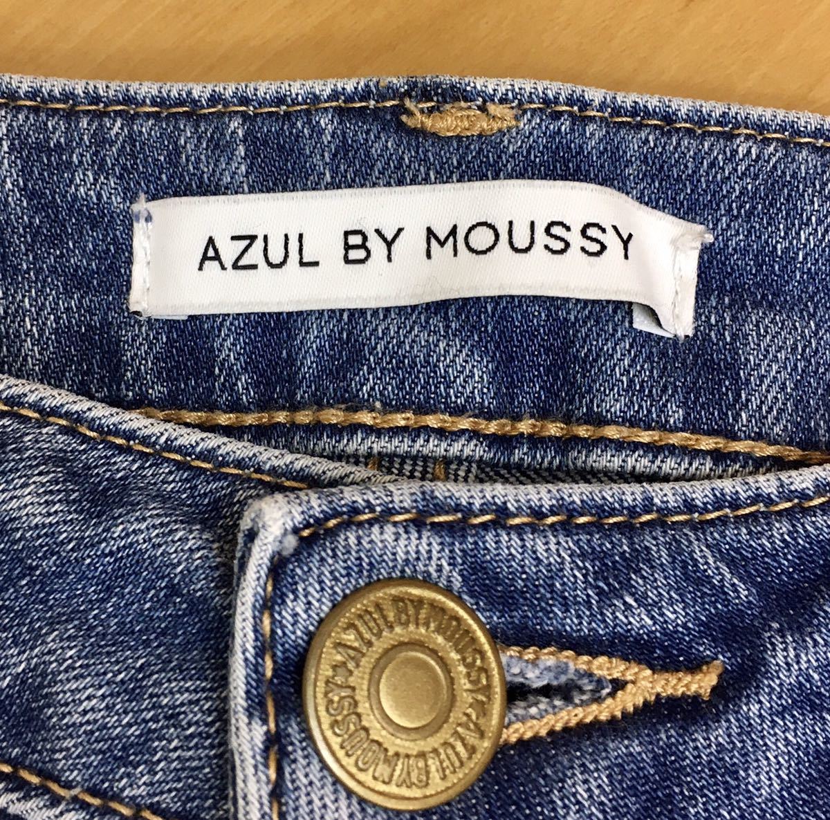 アズール バイ マウジー Azul By Moussy ダメージ スキニー デニムパンツ レディースｌ ジーンズ 売買されたオークション情報 Yahooの商品情報をアーカイブ公開 オークファン Aucfan Com