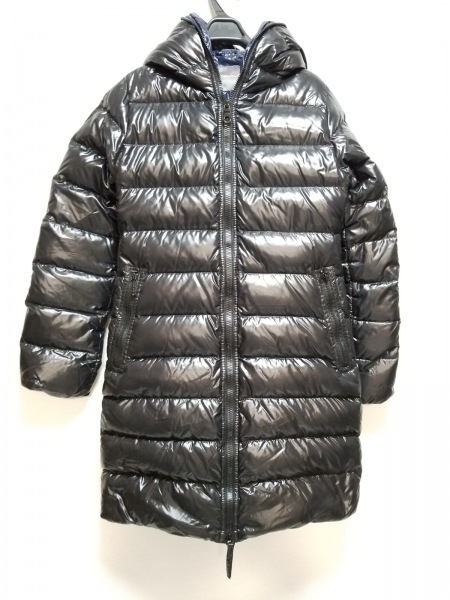 デュベティカ Duvetica ダウンコート サイズ38 S 黒 レディース 冬物 コート その他 売買されたオークション情報 Yahooの商品情報をアーカイブ公開 オークファン Aucfan Com