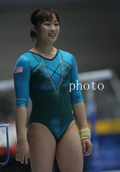 平岩優奈 C710 女子体操 L判サイズ生写真8枚 厳選 L判写真 写真 売買されたオークション情報 Yahooの商品情報をアーカイブ公開 オークファン Aucfan Com