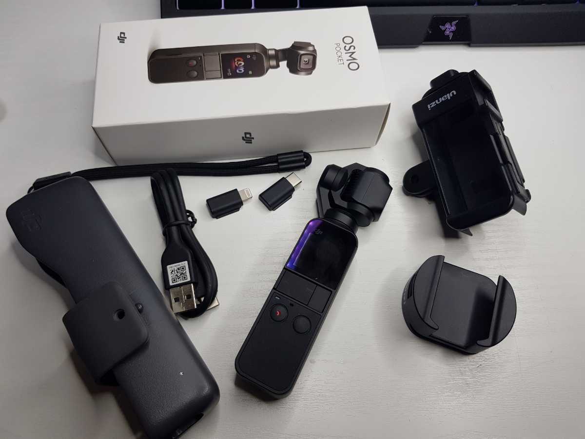 Dji Osmo Pocket 購入1年未満 使用頻度非常に少ない 大変きれいな状態 おまけ Ulanziアクセサリ2個付き ビデオカメラ 売買されたオークション情報 Yahooの商品情報をアーカイブ公開 オークファン Aucfan Com
