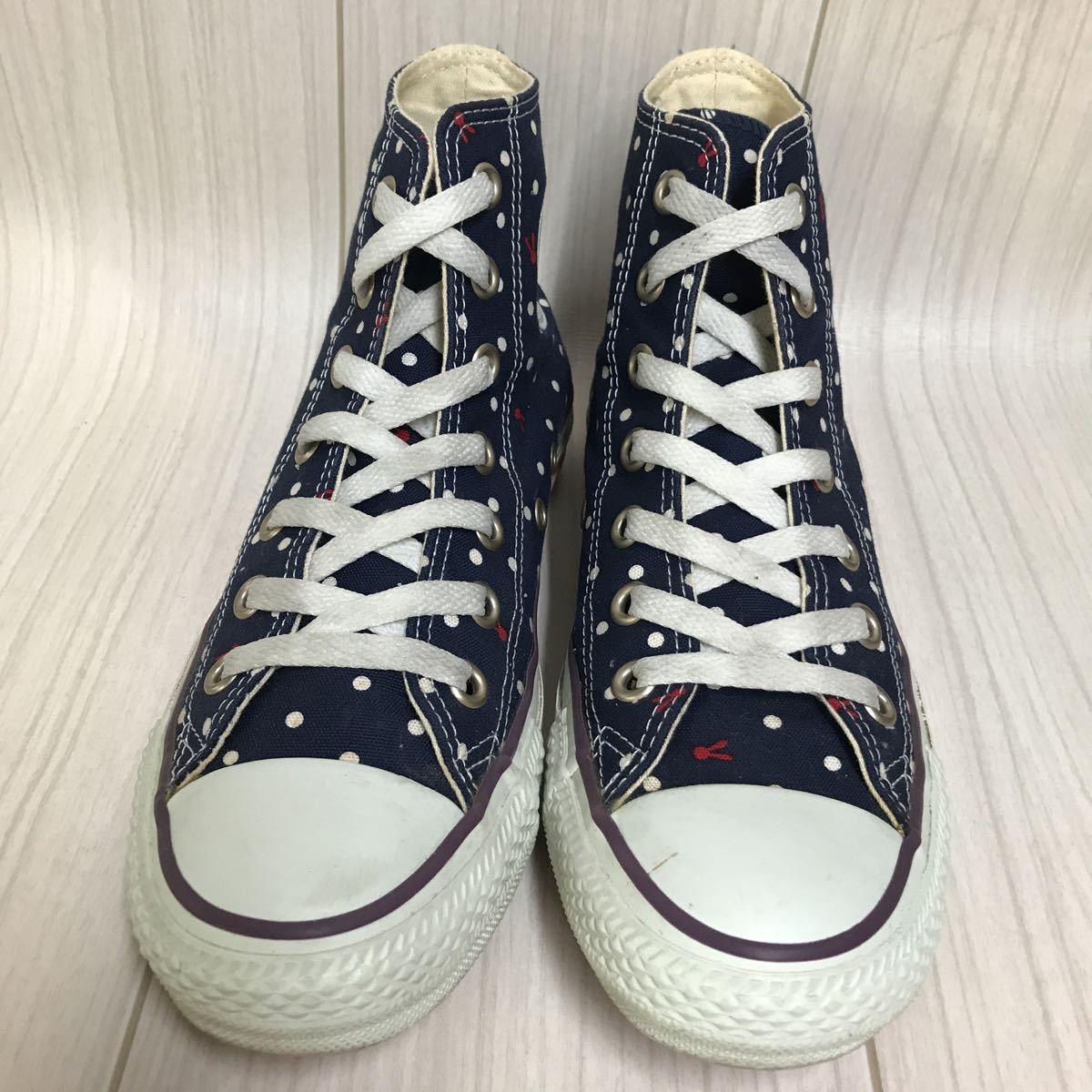 Converse コンバース ハイカットスニーカー 23cm ドット柄 アースミュージック エコロジー コラボ 23 0cm 売買されたオークション情報 Yahooの商品情報をアーカイブ公開 オークファン Aucfan Com