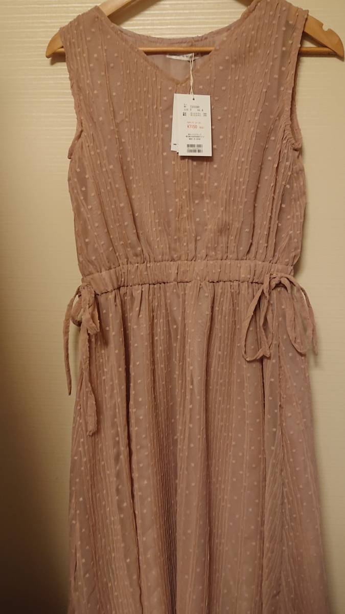 ナイスクラップ アウトレット ドビープリーツワンピース 未着用 ピンク ワンピース ロング 売買されたオークション情報 Yahooの商品情報をアーカイブ公開 オークファン Aucfan Com