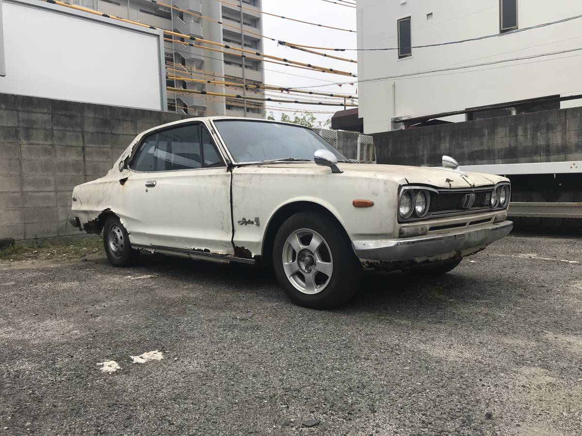 日産 スカイライン Ht ハコスカ Kgc10 不動車 レストア車 部品取り車 書類あります スカイライン 売買されたオークション情報 Yahooの商品情報をアーカイブ公開 オークファン Aucfan Com