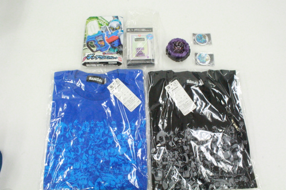 Ys187 仮面ライダー エグゼイド Dx ギャラクシアンガシャット Icカードケース エグゼイド ブットバソウル Tシャツ L 計 ７点 仮面ライダー 売買されたオークション情報 Yahooの商品情報をアーカイブ公開 オークファン Aucfan Com