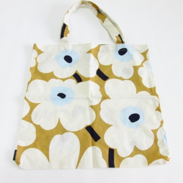 着物10 1円 Marimekko マリメッコ 花柄 トートバッグ ポーチ 2点 セット イエロー系 レッド レディース ブランド品 同梱可 トートバッグ 売買されたオークション情報 Yahooの商品情報をアーカイブ公開 オークファン Aucfan Com