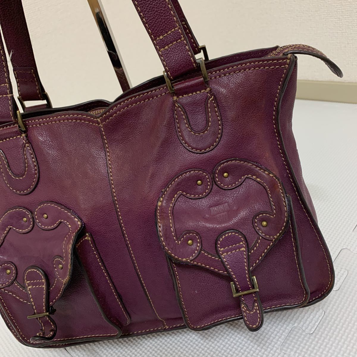 モデル Anna Sui アナスイ レザー ハンドバッグ トートバッグ 肩掛け鞄 手提げ鞄 レディース 本革 裏地 バタフライ 総柄 婦人鞄 かばん バッグ 売買されたオークション情報 Yahooの商品情報をアーカイブ公開 オークファン Aucfan Com