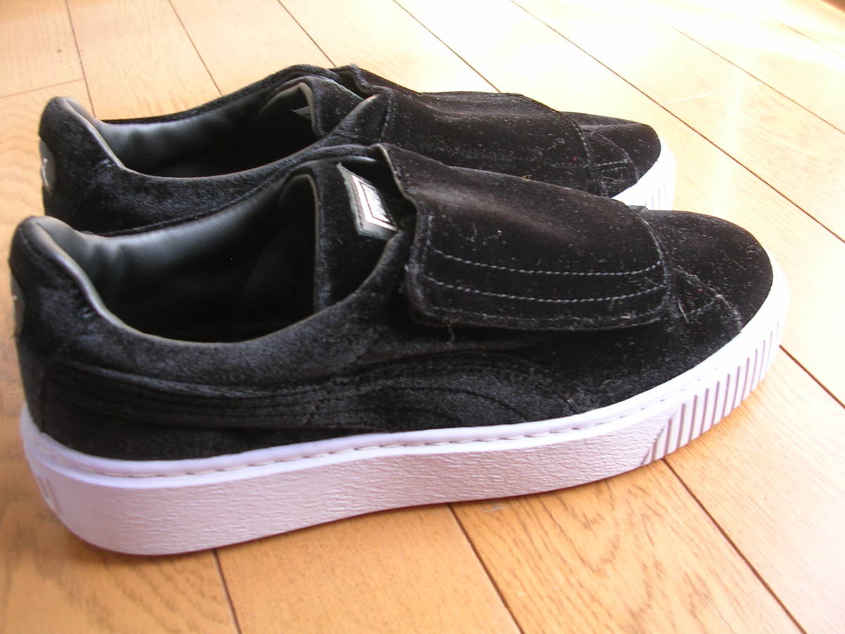 ｐｕｍａプーマ ベロア別珍スニーカー ベルクロ ２５ ５ｃｍ 女性用 ｕｓｅｄ 25 5cm 売買されたオークション情報 Yahooの商品情報をアーカイブ公開 オークファン Aucfan Com