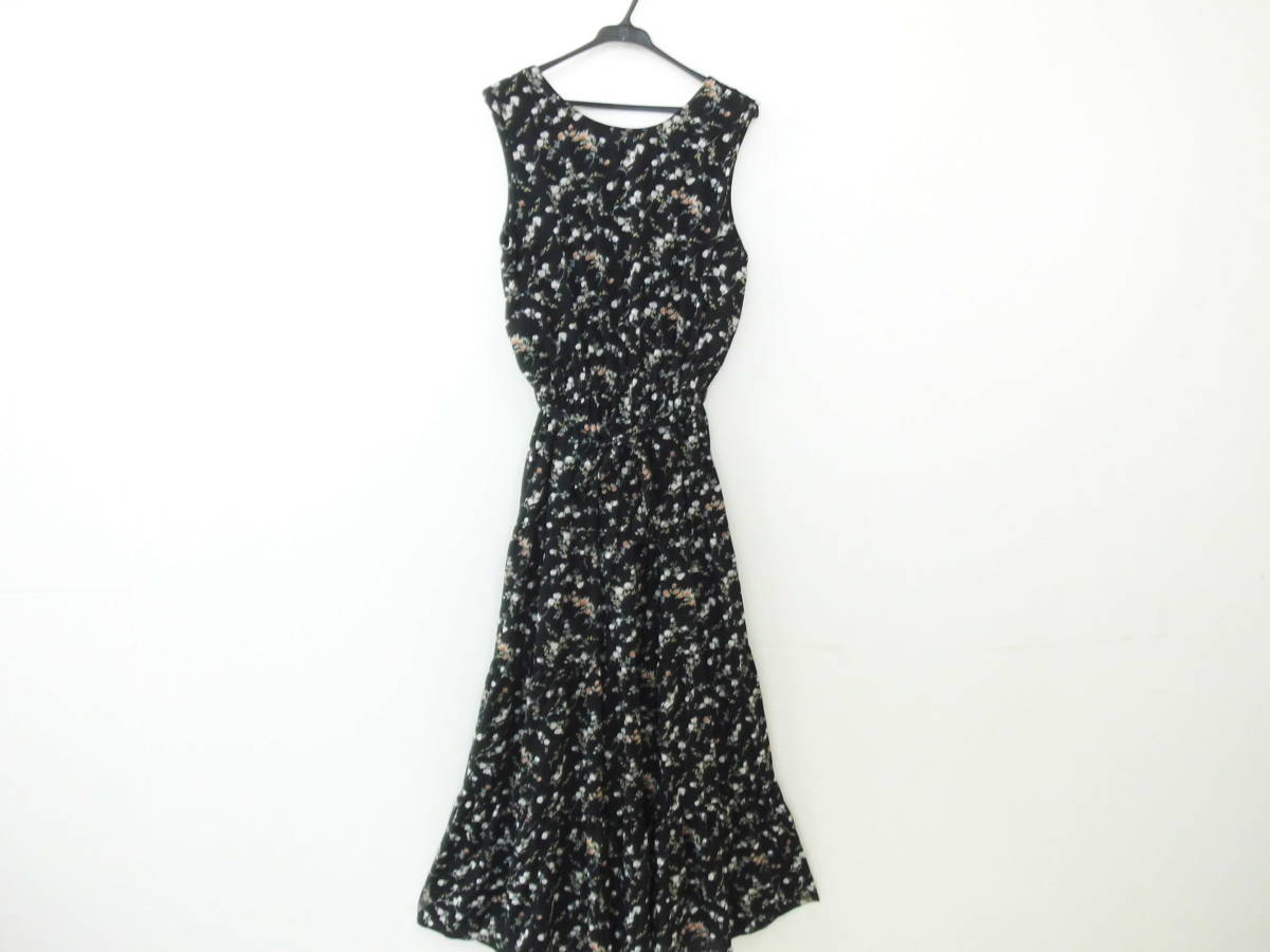 Ingni イング 花柄ティアードノースリワンピース クロ 同梱可能 春夏 ワンピース 売買されたオークション情報 Yahooの商品情報をアーカイブ公開 オークファン Aucfan Com