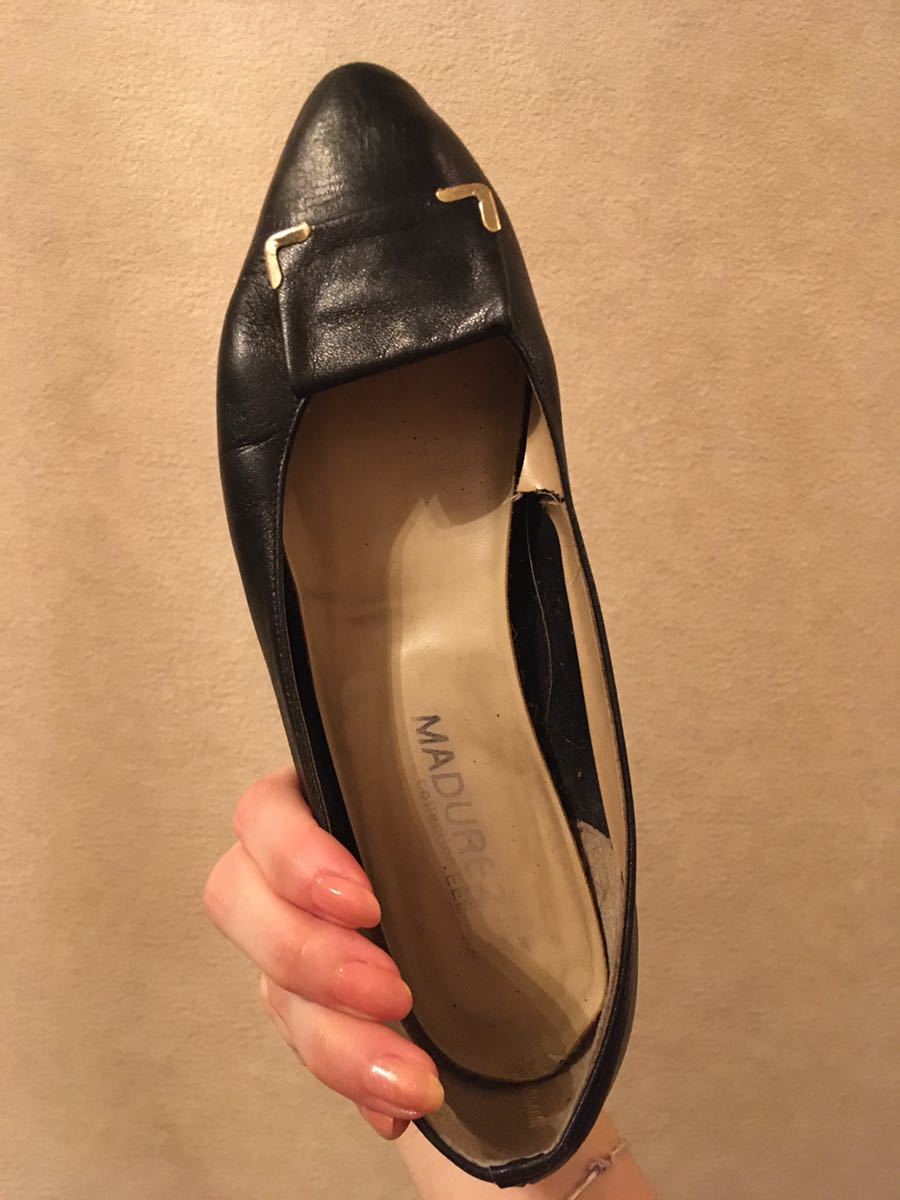 パンプス 革靴 黒 ブラック レディースシューズ 婦人靴 ゴールド飾り ヒール 靴箱整理品 22 5センチ 通勤 Ol コンサバ 足幅広め ブラック系 売買されたオークション情報 Yahooの商品情報をアーカイブ公開 オークファン Aucfan Com