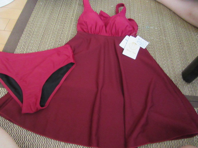 水着ワンピースmサイズ4268円を激安 290円後ろリボン付 Mサイズ 売買されたオークション情報 Yahooの商品情報をアーカイブ公開 オークファン Aucfan Com