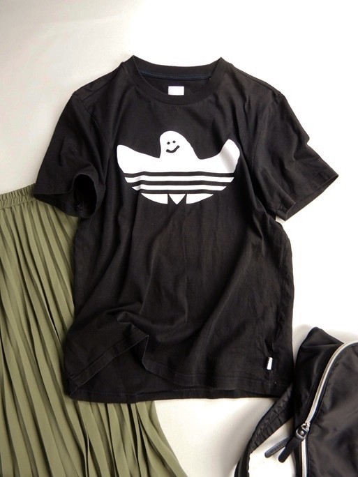 アディダス Adidas コットン100 大人可愛いマークゴンザレスxトレフォイルコラボｔシャツ トップス 売買されたオークション情報 Yahooの商品情報をアーカイブ公開 オークファン Aucfan Com