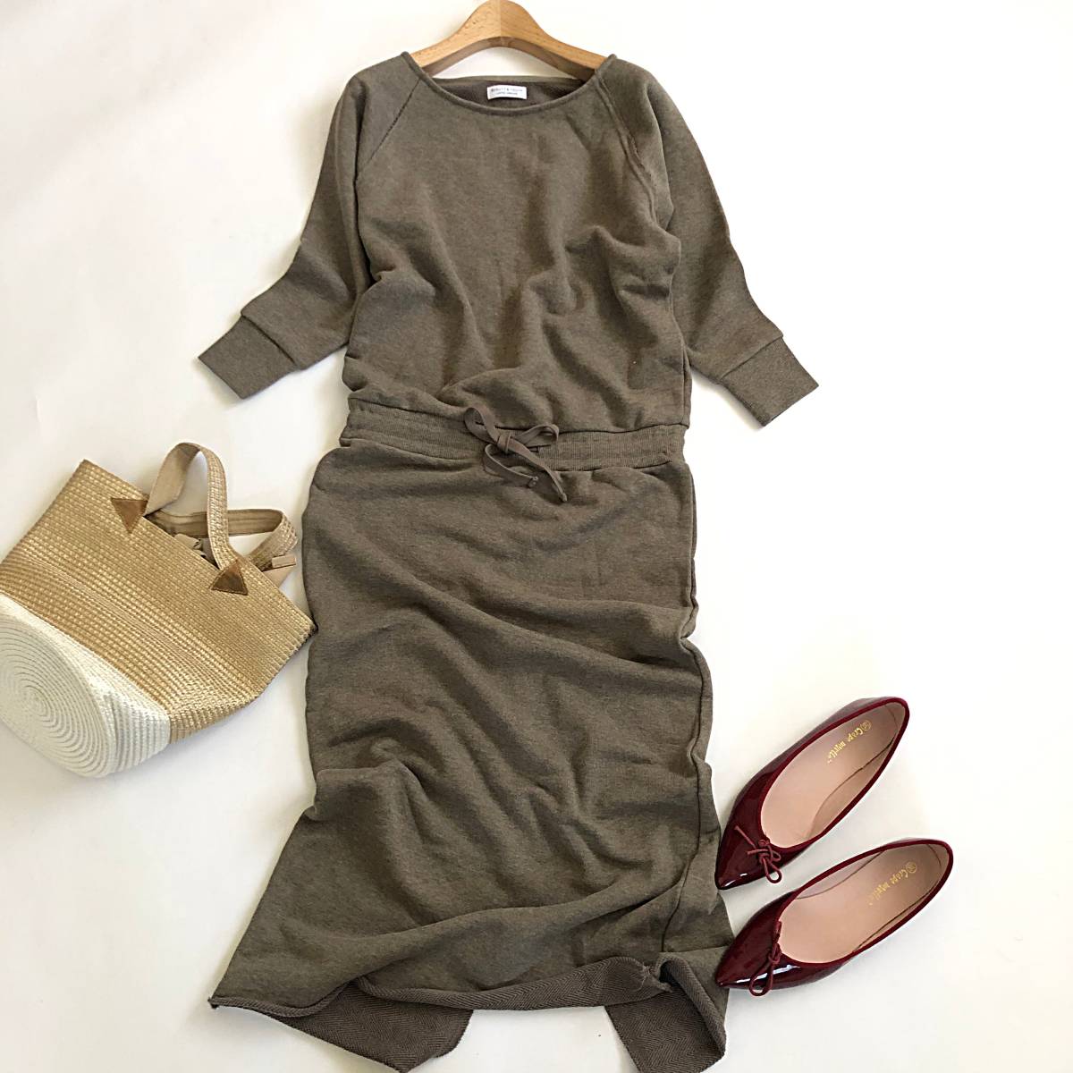 Beauty Youth ビューティ ユース ジャージ生地 コットン100 ロングワンピース ワンピース 売買されたオークション情報 Yahooの商品情報をアーカイブ公開 オークファン Aucfan Com