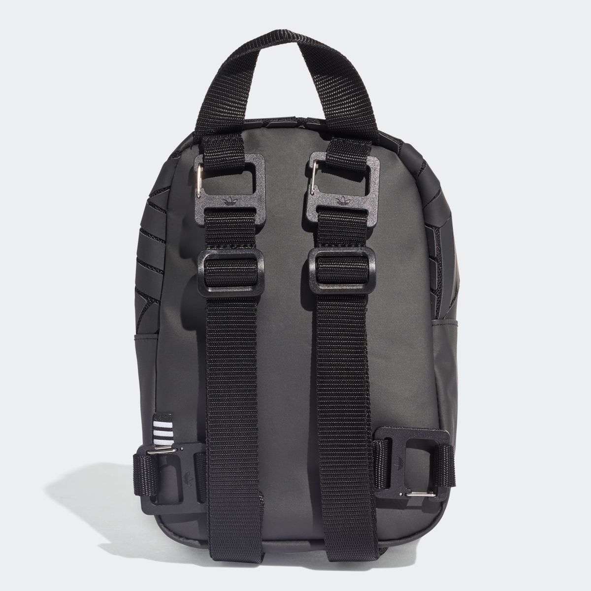 アディダス オリジナルス Adidas Originals 可愛い オシャレ 調整可能 バックパック バッグ 鞄 かばん Bag 黒 Ek28 六 Qwer リュックサック デイパック 売買されたオークション情報 Yahooの商品情報をアーカイブ公開 オークファン Aucfan Com