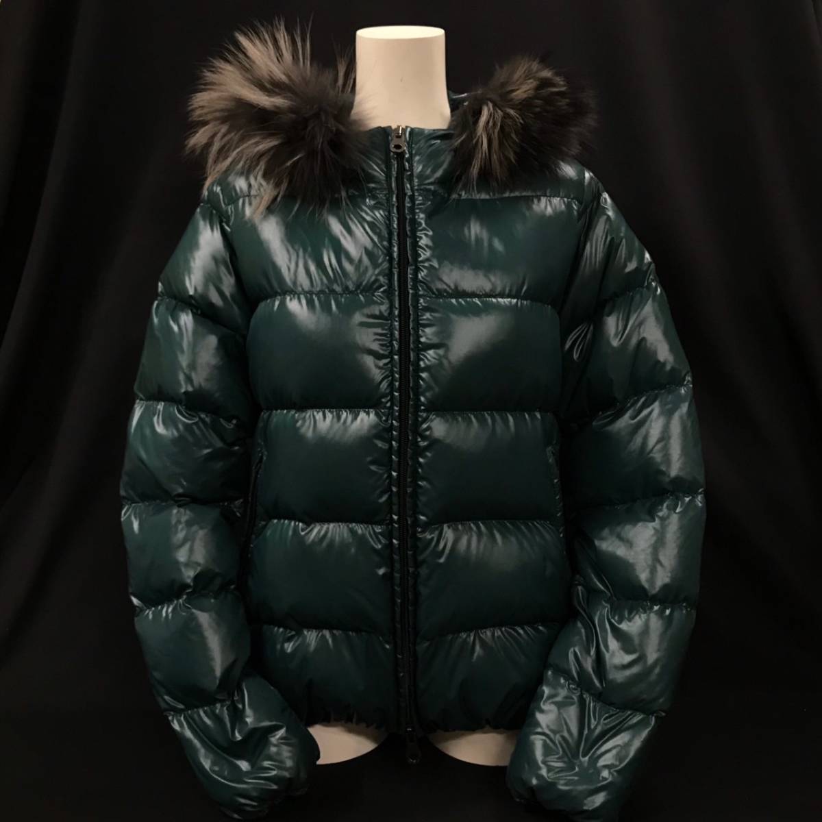 B25s15t Duvetica デュベティカ ダウンジャケット グリーン 緑 サイズ42 メンズ アウター ダウンジャケット 売買されたオークション情報 Yahooの商品情報をアーカイブ公開 オークファン Aucfan Com