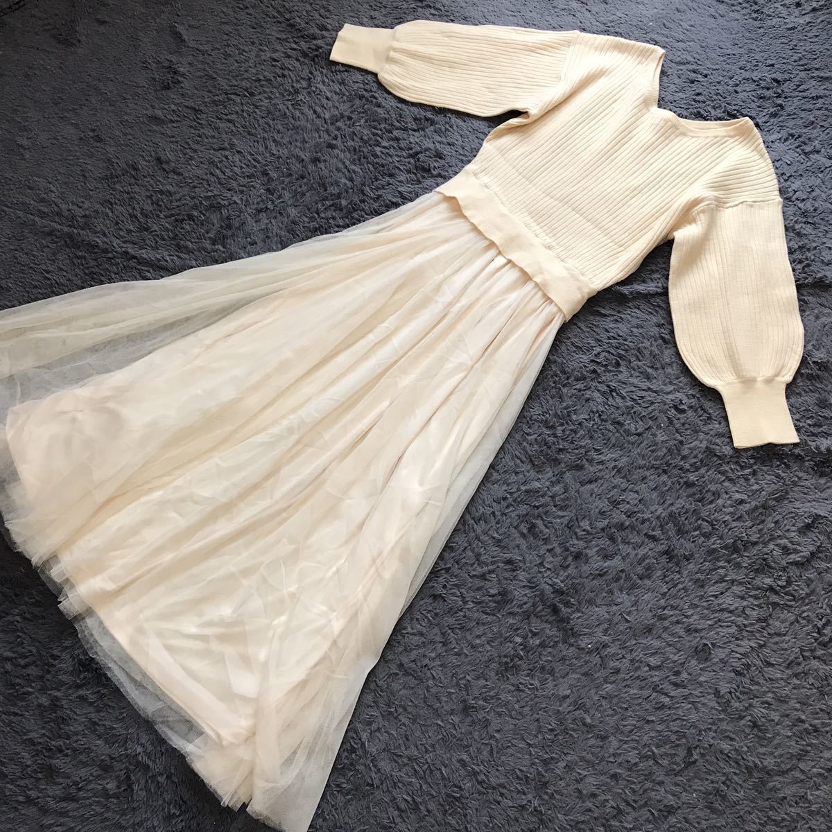 ナイスクラップ リブニット チュールレースコンビロングワンピースオフ白f ワンピース ロング 売買されたオークション情報 Yahooの商品情報をアーカイブ公開 オークファン Aucfan Com