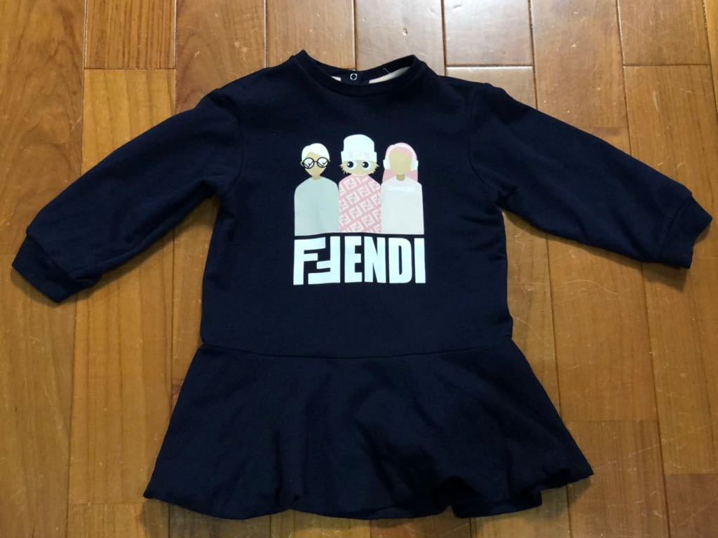 Fendi Kids フェンディキッズ 女の子ベビー ワンピース ネイビー 裏起毛 可愛い 90 85 94cm 売買されたオークション情報 Yahooの商品情報をアーカイブ公開 オークファン Aucfan Com