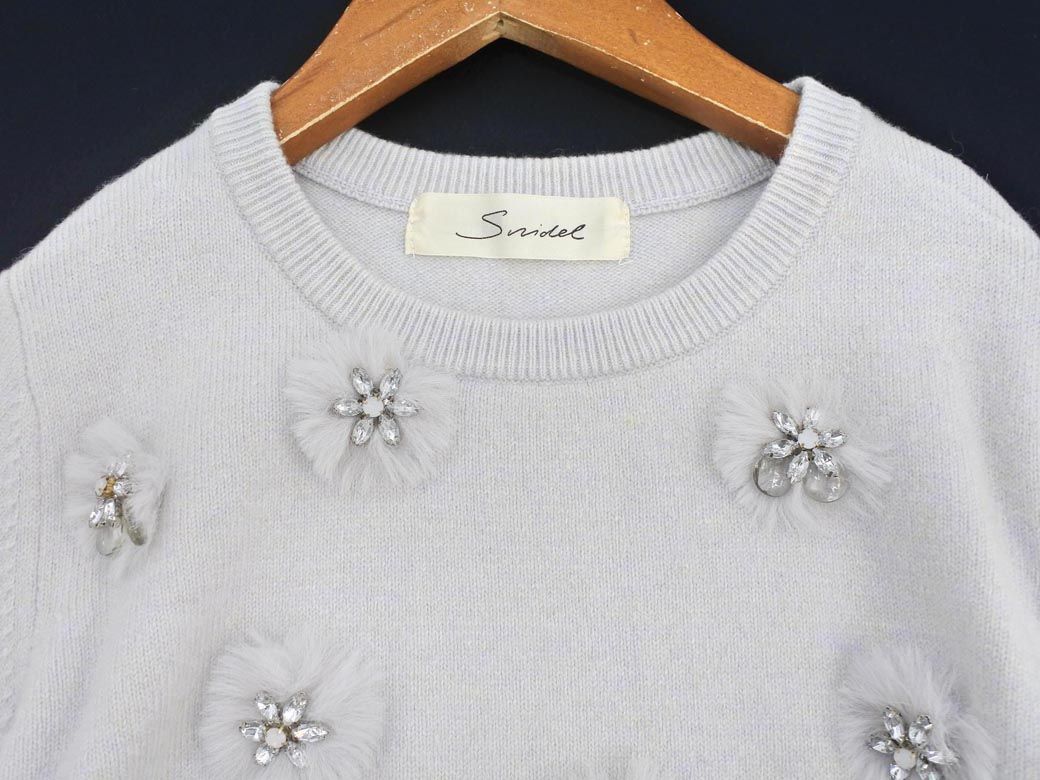 Snidel スナイデル ウール混 ビジュー ニット セーター Sizef グレー Aic4 トップス 売買されたオークション情報 Yahooの商品情報をアーカイブ公開 オークファン Aucfan Com