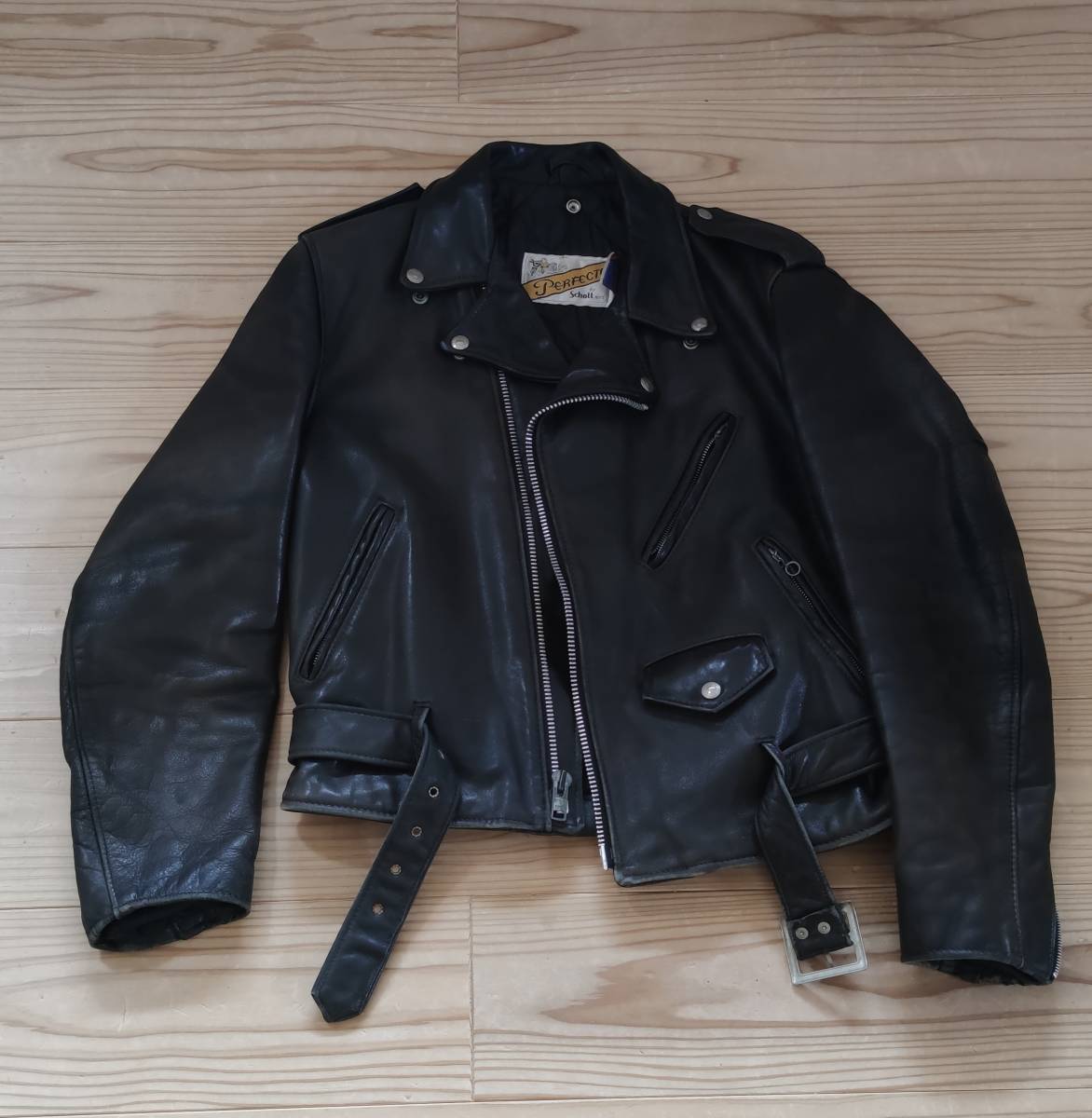 Schottショット ダブルライダースジャケット 40サイズ ライダースジャケット 売買されたオークション情報 Yahooの商品情報をアーカイブ公開 オークファン Aucfan Com