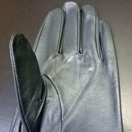ヴィヴィアンウエストウッド スマホ対応 本革 オールレザー 手袋 グローブ 灰緑 25cm Vivienne Westwood Man 秋冬 メンズ 男性 紳士用 皮革 レザー 売買されたオークション情報 Yahooの商品情報をアーカイブ公開 オークファン Aucfan Com