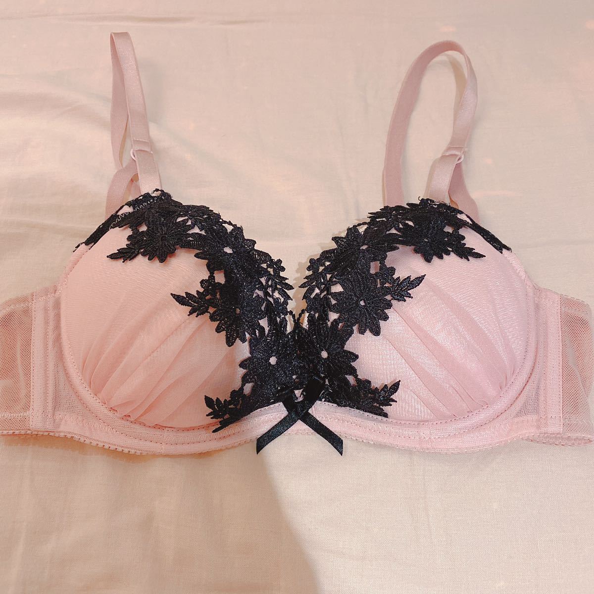 女子大生 Jd ブラ 下着 ブラジャー ピンク リボンワコール トリンプ サルート セクシー Eco 整理品 65以下 売買されたオークション情報 Yahooの商品情報をアーカイブ公開 オークファン Aucfan Com
