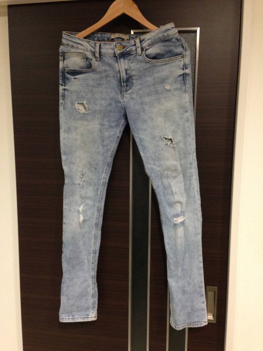 Zara スキニーパンツ ダメージデニム メンズ 30 ザラ デニムパンツ テーパー 男性用 売買されたオークション情報 Yahooの商品情報をアーカイブ公開 オークファン Aucfan Com