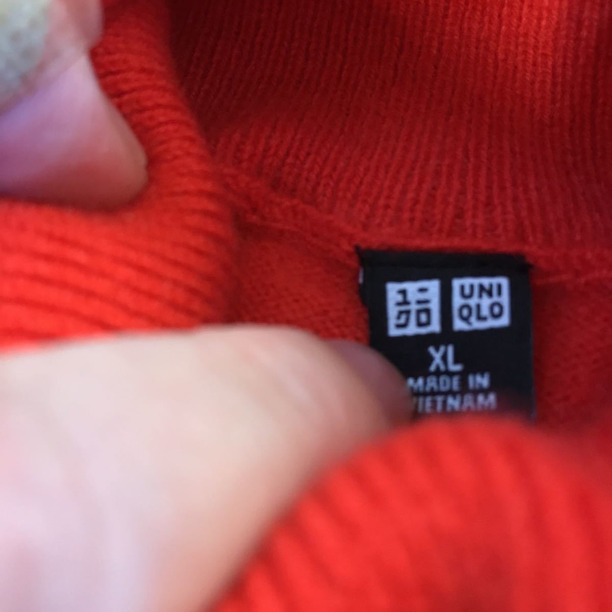 ユニクロ カシミヤタートルネックニット セーター 朱色レディースxl セーター 売買されたオークション情報 Yahooの商品情報をアーカイブ公開 オークファン Aucfan Com