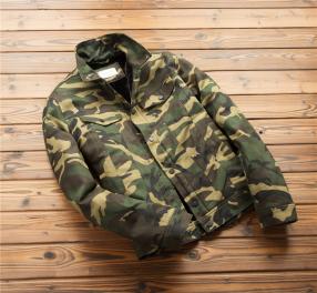 野心 南極 透明に Zara カモフラ ジャケット Spencergshaw Org