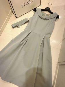 レジーナ ワンピースの平均価格は1 670円 ヤフオク 等のレジーナ ワンピースのオークション売買情報は8件が掲載されています