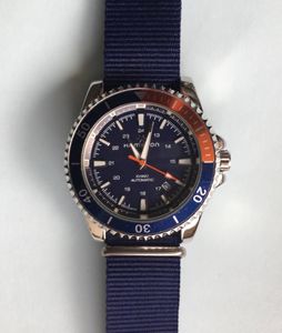 スイープ運針の値段と価格推移は 11件の売買情報を集計したスイープ運針の価格や価値の推移データを公開