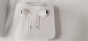 Iphone イヤホン 純正の平均価格は2 176円 ヤフオク 等のiphone イヤホン 純正のオークション売買情報は707件が掲載されています