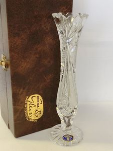 クリスタル 一輪挿しの平均価格は3 650円 ヤフオク 等のクリスタル 一輪挿しのオークション売買情報は40件が掲載されています