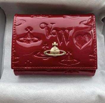 ヴィヴィアンウエストウッド 三つ折り 財布の平均価格は7 746円 ヤフオク 等のヴィヴィアンウエストウッド 三つ折り 財布 のオークション売買情報は42件が掲載されています