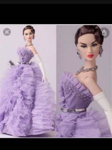 Fashion Royalty Poppy Parkerの値段と価格推移は 25件の売買情報を集計したfashion Royalty Poppy Parkerの価格や価値の推移データを公開