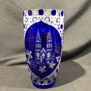 クリスタル花瓶の平均価格は3 771円 ヤフオク 等のクリスタル花瓶のオークション売買情報は81件が掲載されています