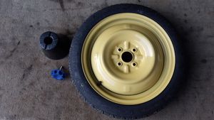 スペアタイヤ ヴィッツの平均価格は7 000円 ヤフオク 等のスペアタイヤ ヴィッツのオークション売買情報は1件が掲載されています