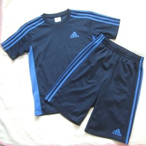 アディダス 150ｃｍの平均価格は1 695円 ヤフオク 等のアディダス 150ｃｍのオークション売買情報は39件が掲載されています