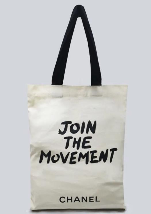 Chanel ノベルティ トートの平均価格は9 694円 ヤフオク 等のchanel ノベルティ トートのオークション売買情報は19件が掲載されています