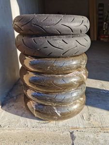 バイク タイヤ 中古の平均価格は12 171円 ヤフオク 等のバイク タイヤ 中古のオークション売買情報は46件が掲載されています