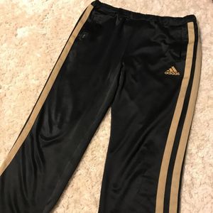 Adidas Climalite ジャージ 下の平均価格は2 492円 ヤフオク 等のadidas Climalite ジャージ 下 のオークション売買情報は19件が掲載されています