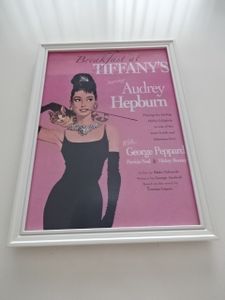 ヘップバーン ティファニーの値段と価格推移は 74件の売買情報を集計したヘップバーン ティファニーの価格や価値の推移データを公開