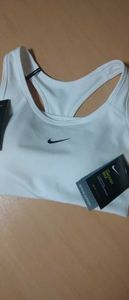 Nike スポーツブラの値段と価格推移は 214件の売買情報を集計したnike スポーツブラの価格や価値の推移データを公開
