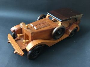 木のおもちゃ 車の値段と価格推移は 214件の売買情報を集計した木のおもちゃ 車の価格や価値の推移データを公開